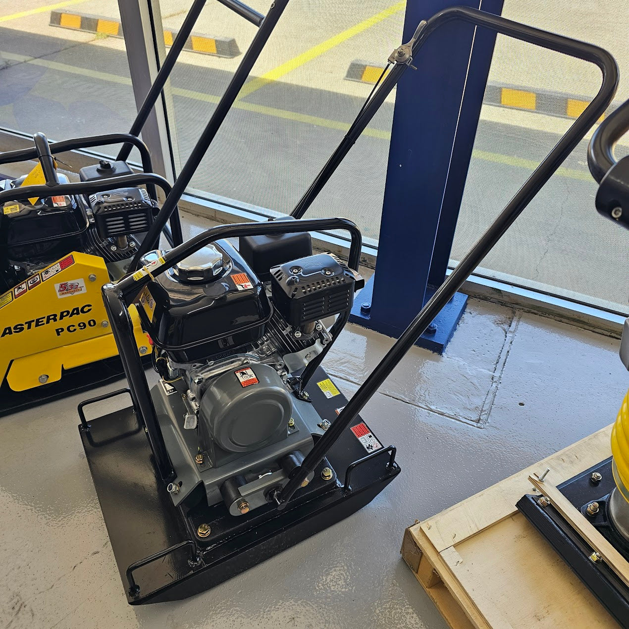 MasterPac BNMP80 Plate Compactor 90kg Hard Hitting | Free Freight Australia
