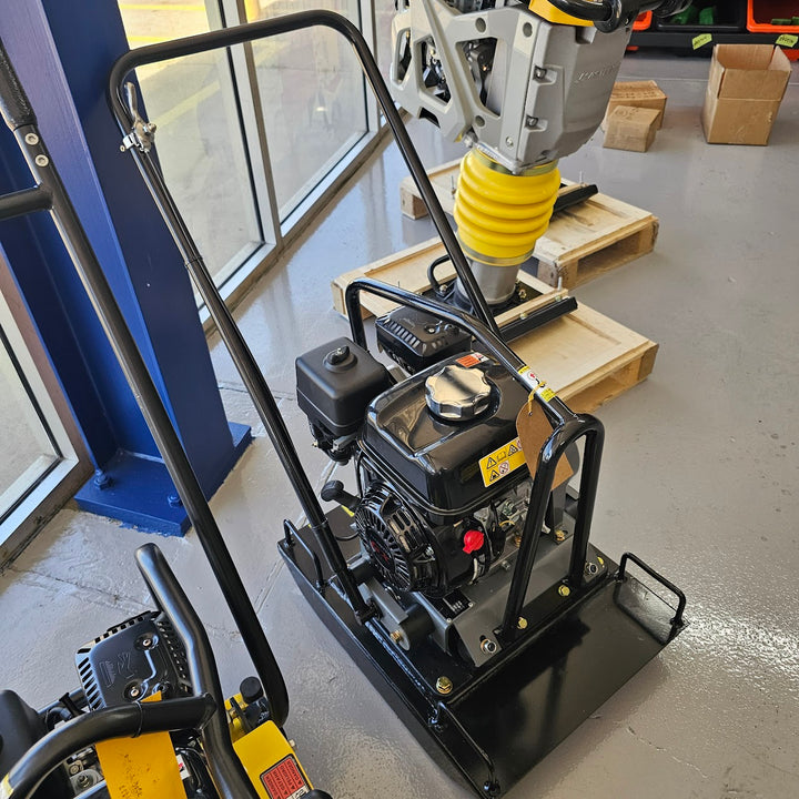 MasterPac BNMP80 Plate Compactor 90kg Hard Hitting | Free Freight Australia