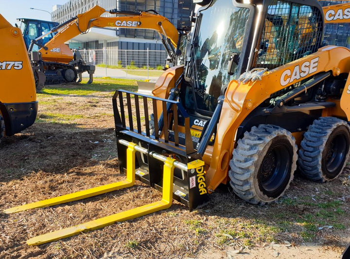 Digga Pallet Forks 1800Kg Multi Fit Skid Steer Loaders Earthmoving Warehouse