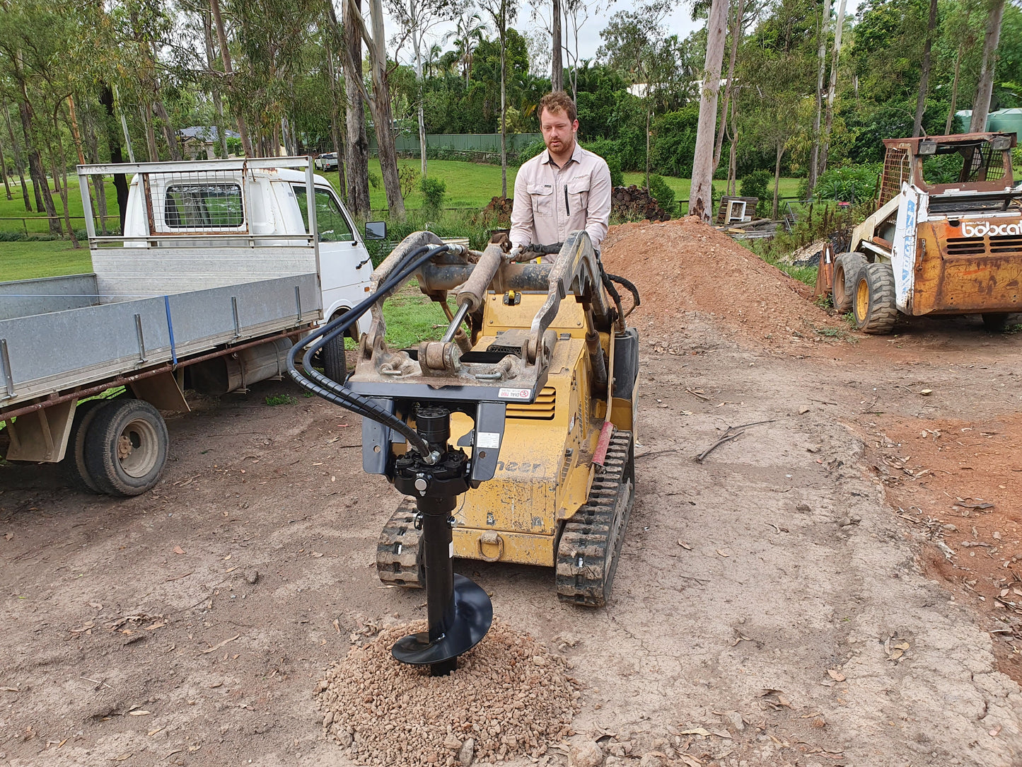 Digga ML auger drive combo package mini loader Earthmoving Warehouse