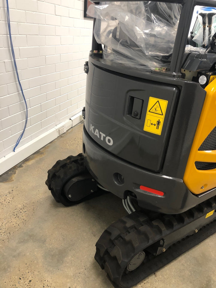 KATO HD17V5 Mini Excavator Earthmoving Warehouse