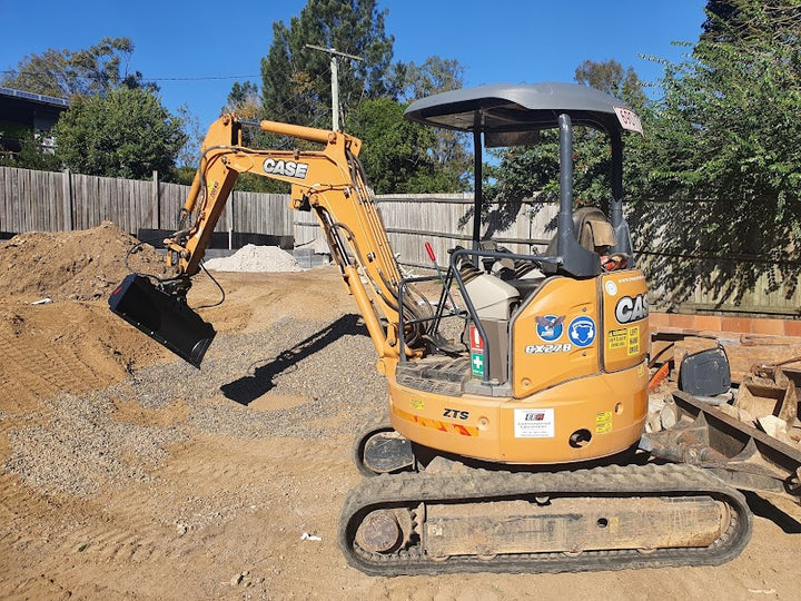 Tilting Mud Bucket 2-2.4T to suit Mini Excavators Earthmoving Warehouse