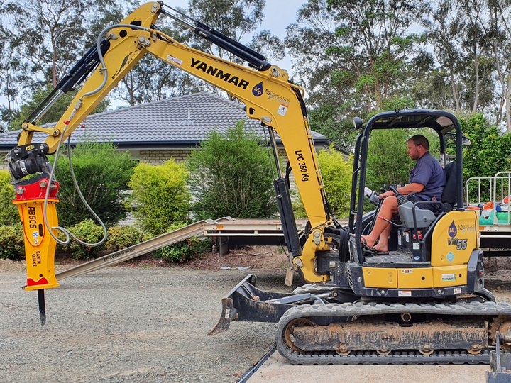 EarthQuake RB50S Rock Breaker 4.5-6T Earthmoving Warehouse